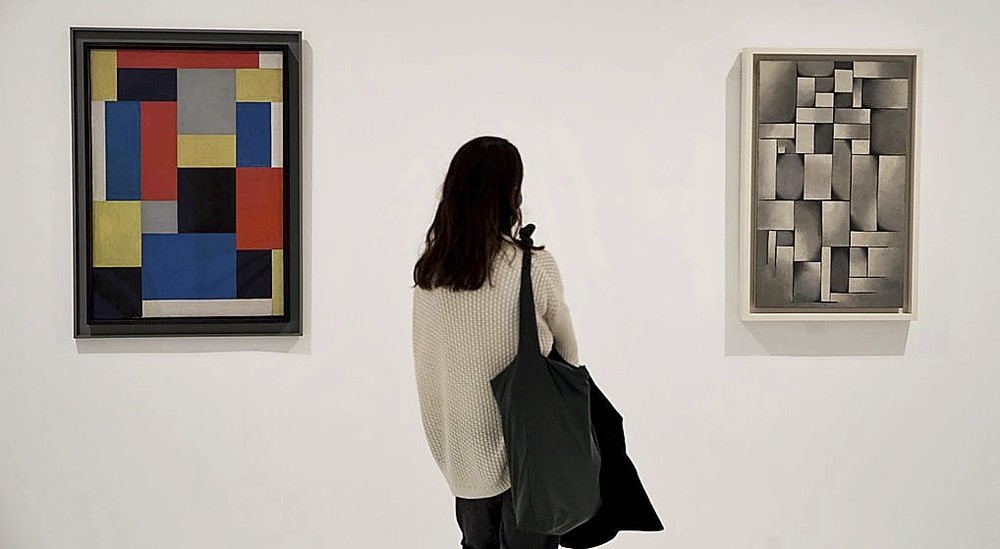 El público que visite la muestra podrá contemplar un total de 95 obras, 35 de Mondrian y 60 de los artistas que formaban junto a él el movimiento De Stij.