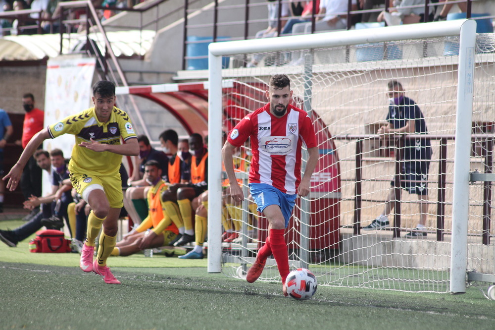 El CD Torrijos se pasea hasta semifinales (3-0)