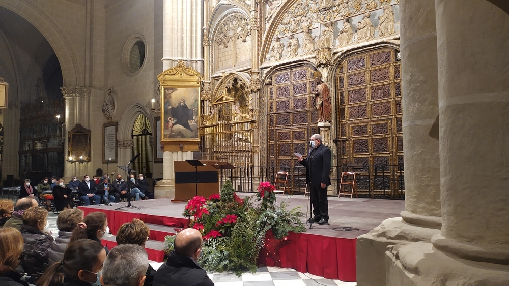 El deán de la Catedral, Juan Pedro Sánchez Hamero, tuvo unas cariñosas palabras a modo de introducción.