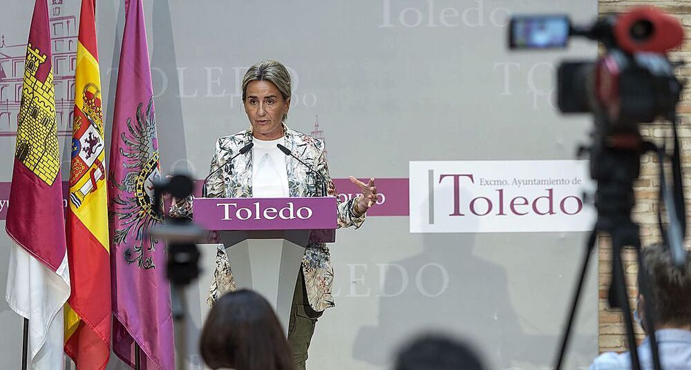 Tolón compareció ayer para dar cuenta de las actuaciones realizadas y de la situación de la ciudad.