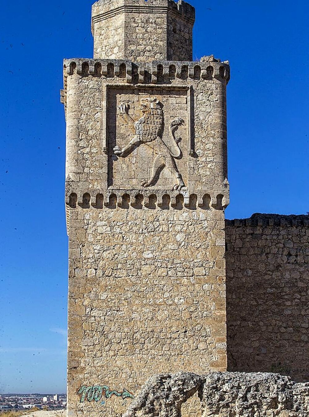 Castillo de Barcience: bien de interés vandálico