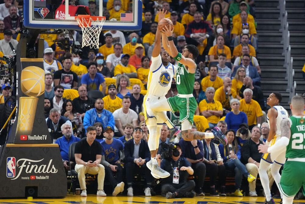 NBA: Finals-Boston Celtics at Golden State Warriors  / KYLE TERADA