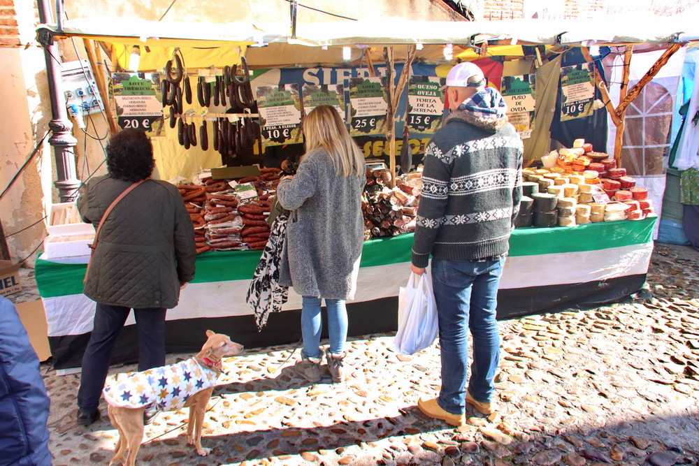 El Mercado de San Jerónimo celebra 25 años dando vida al Casco