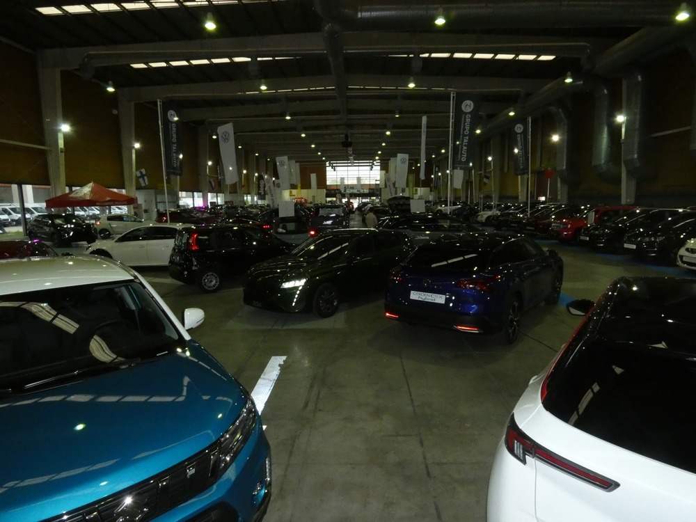 Talauto expone 13 firmas comerciales en el Salón del Automóvil