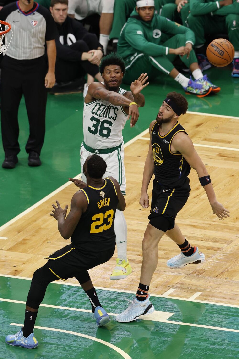 Golden State Warriors at Boston Celtics  / CJ GUNTHER