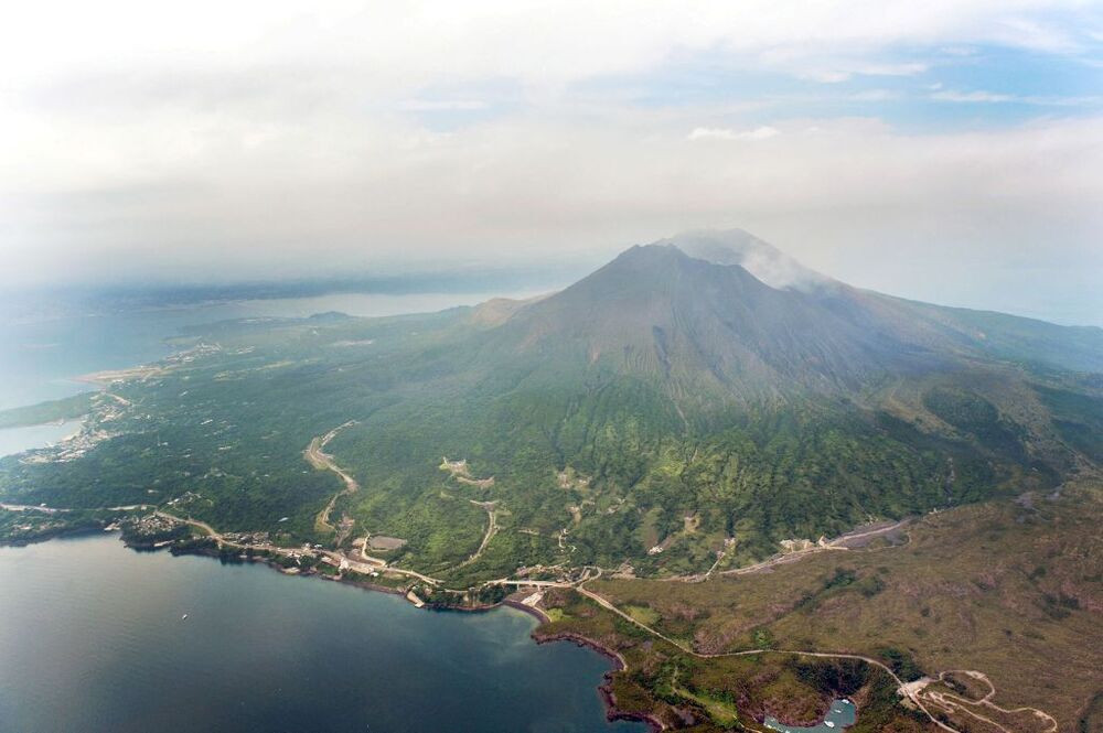 Alerta máxima por la erupción del volcán japonés Sakurajima