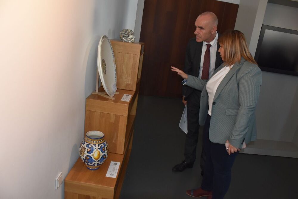 Talavera, invitada en la exposición de cerámica Sevilla-Italia