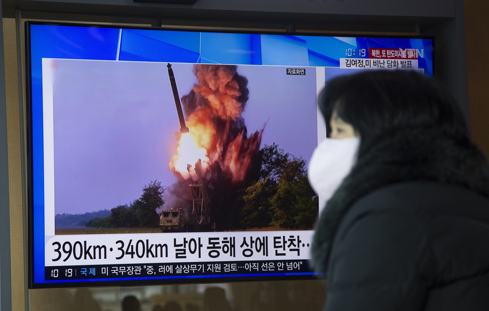 Corea del Norte vuelve a lanzar un misil balístico  
