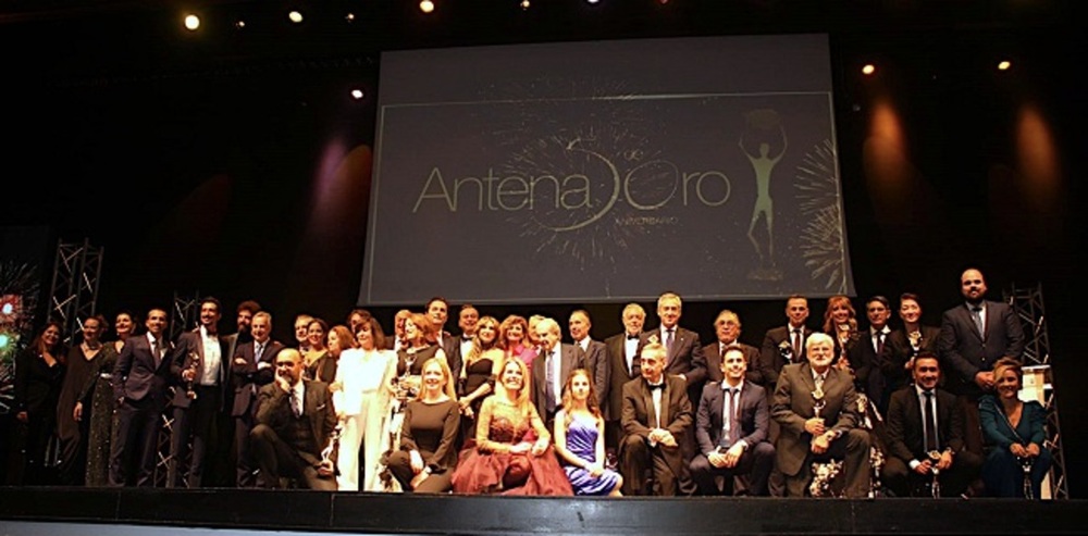 Eurocaja Rural recibe el premio 'Antena de Oro Extraordinaria'