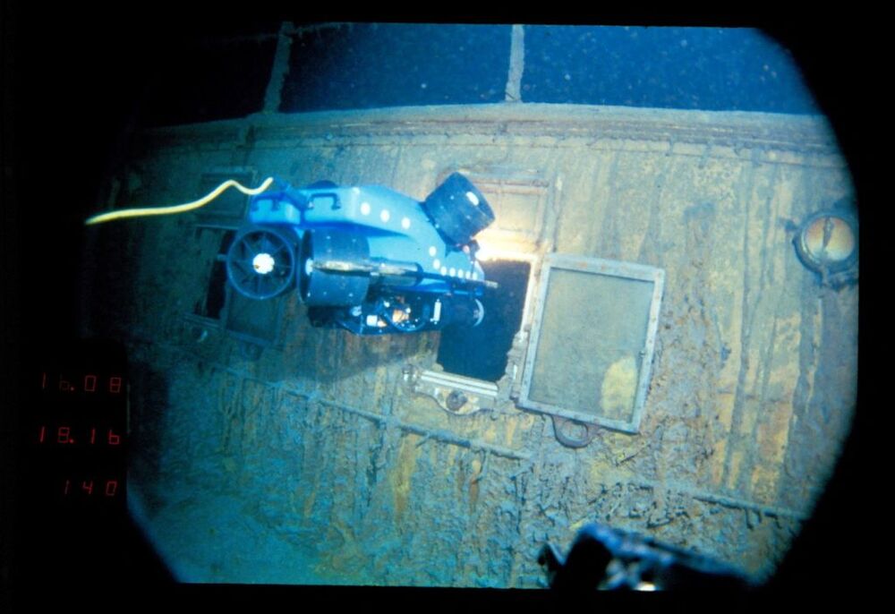 A handout image from a rare dive at the resting place of the Titanic's wreck  / WHOI ARCHIVES/©WOODS HOLE OCEANOGRAPHIC INSTITUTIO