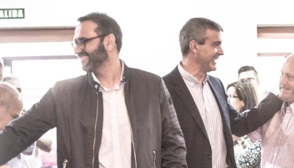 Álvaro Gutiérrez estuvo acompañado de u hermano Sergio, secretario de Organización del PSOE.