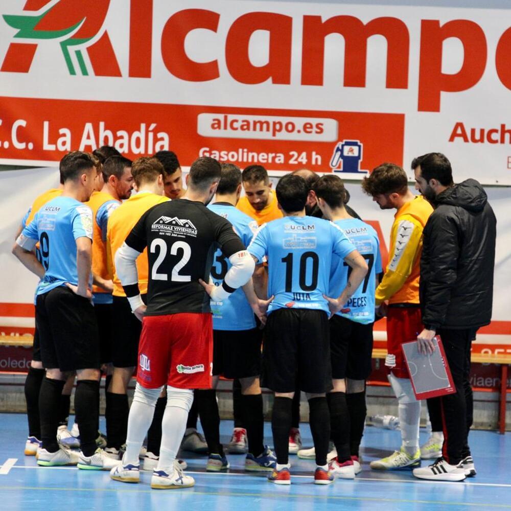 El Cobisa Futsal gobierna el derbi (1-2)