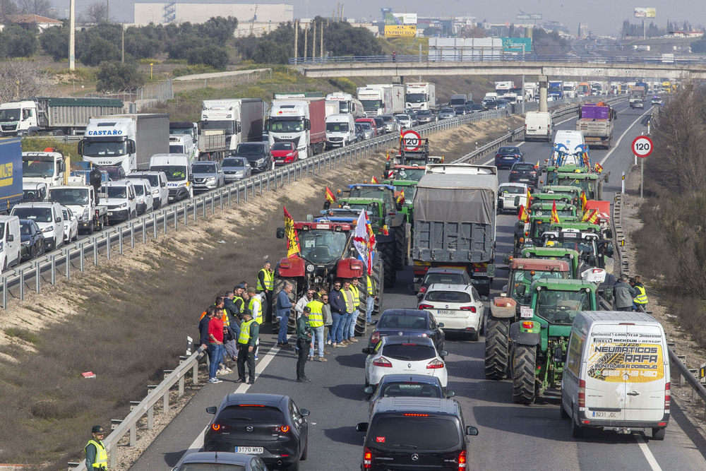 Los agricultores volverán hoy a colapsar las autovías