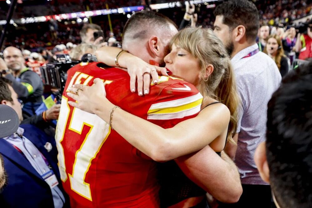 Taylor Swift y Travis Kelce reinan en la Super Bowl