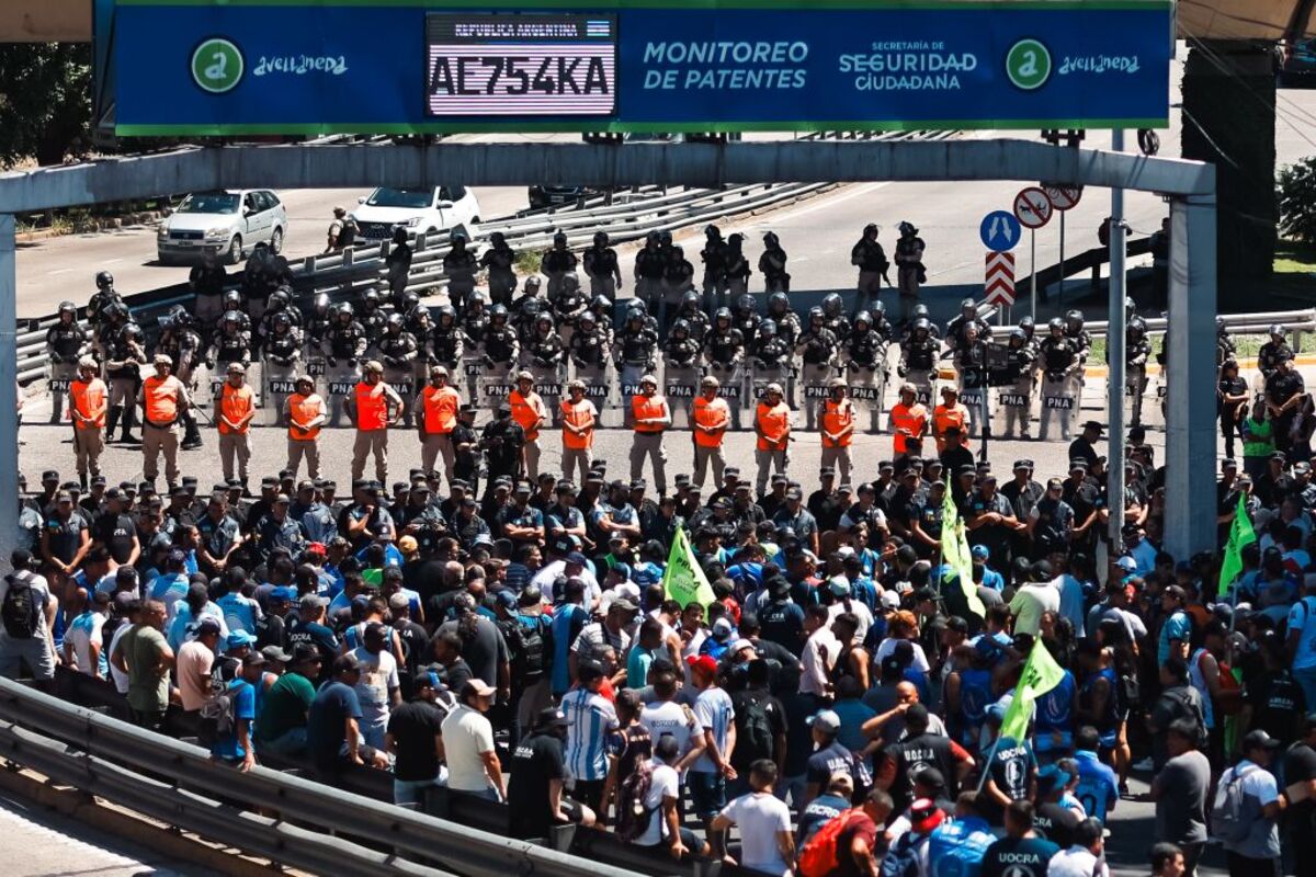 Manifestación de la Confederación General del Trabajo en Buenos Aires  / JUAN IGNACIO RONCORONI