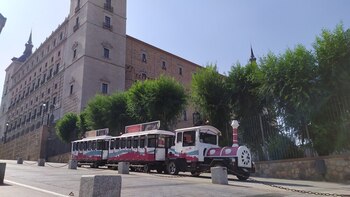 El tren y autobús turístico ya operan desde Capuchinos