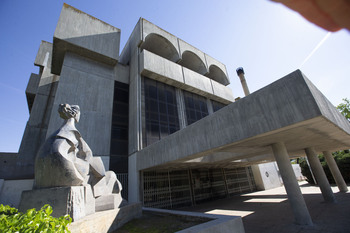 García espera abrir la biblioteca del Polígono en septiembre