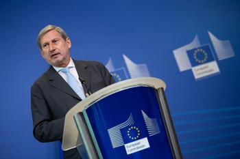 Bruselas pide congelar 7.500 millones de ayudas a Hungría