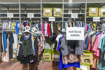 Cáritas recogió 908 toneladas de ropa usada en Toledo en 2021