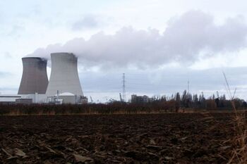 Bruselas mantiene el gas y la nuclear como inversiones 'verdes'