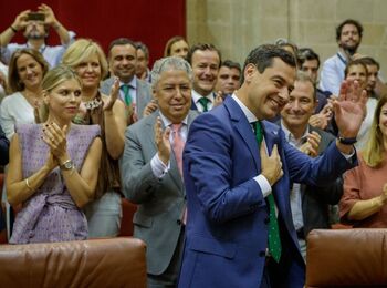 Juanma Moreno, investido de nuevo presidente de Andalucía