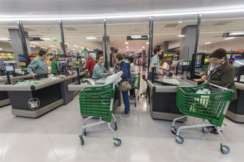 Mercadona abre en General Villalba con 50 empleados