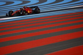 Ferrari empieza a dominar en Francia