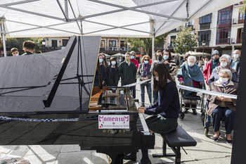 Toledo saca otra vez los pianos a la calle