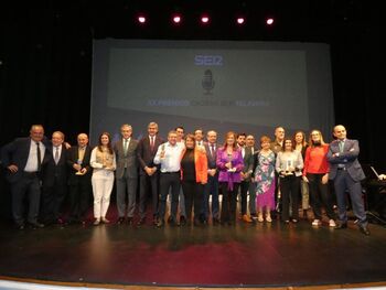 García Élez destaca el potencial talaverano en los Premios SER