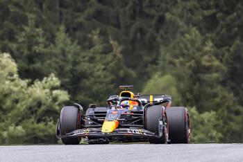 Verstappen se lleva el sprint ante los resignados Ferrari