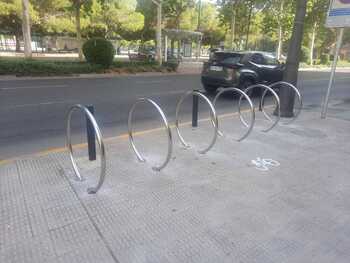 Nuevos aparcabicis para mejorar la movilidad en Talavera