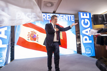 Page no entra en «intrigas» por el liderazgo nacional del PSOE