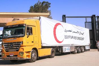 Israel autoriza la entrada de 200 camiones con ayuda a la Franja