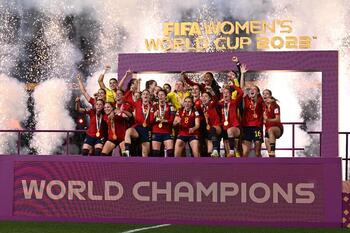 España gana su primer Mundial femenino y hace historia
