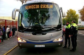 La Iglesuela rechaza el cambio del bus escolar por un taxi