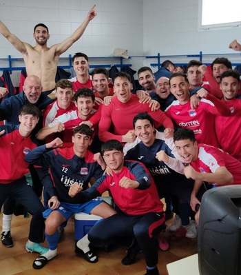 Gonzalo Saiz hace sonreír de nuevo al Villacañas (3-2)