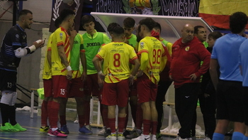 El Cobisa Futsal recupera a David García para visitar al líder