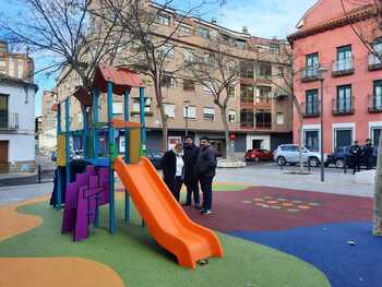 El Ayuntamiento remodelará 3 parques infantiles de El Prado
