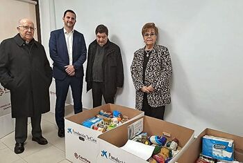Quirónsalud Toledo entrega 600 kilos de Alimentos a Cáritas