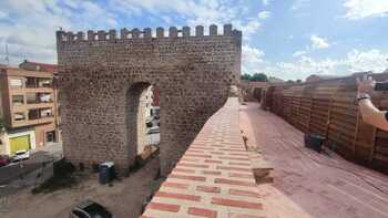 El Ayuntamiento prepara la apertura de la muralla del Charcón
