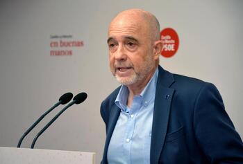El PSOE dice que la Ordenanza de Venta Ambulante copia la suya