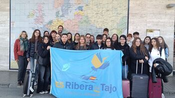 Alumnos del IES Ribera analizan el cambio climático en Faenza