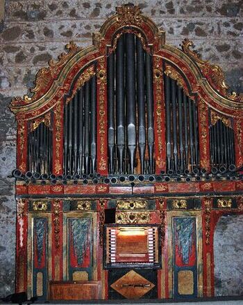 Exigen la restauración del órgano de Santiago por ser BIC
