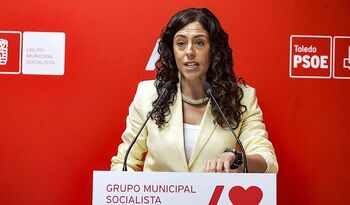 El PSOE afea la «desastrosa forma de gobernar» del bipartito