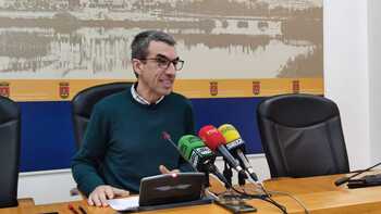 PSOE lamenta que Gregorio no hablase en Madrid del abono E2