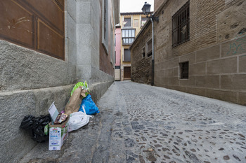 El PSOE pide más control de las basuras en el Casco Histórico