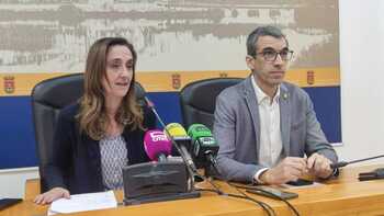PSOE denuncia a Moreno por las «graves» acusaciones del padrón
