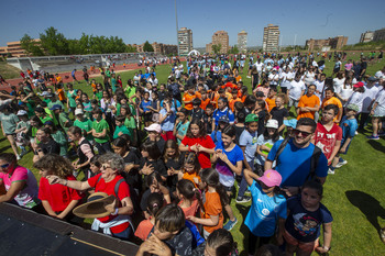 Mil escolares participan en las olimpiadas inclusivas