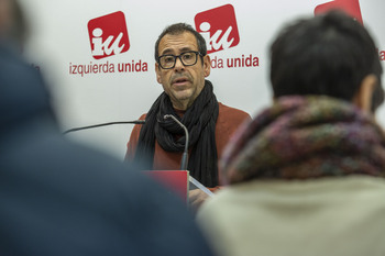 IU pide a Page que deje de criticar al Gobierno de Sánchez
