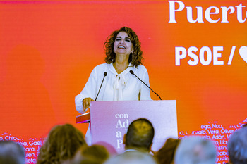María Jesús Montero recalca a Page que su equipo es el PSOE